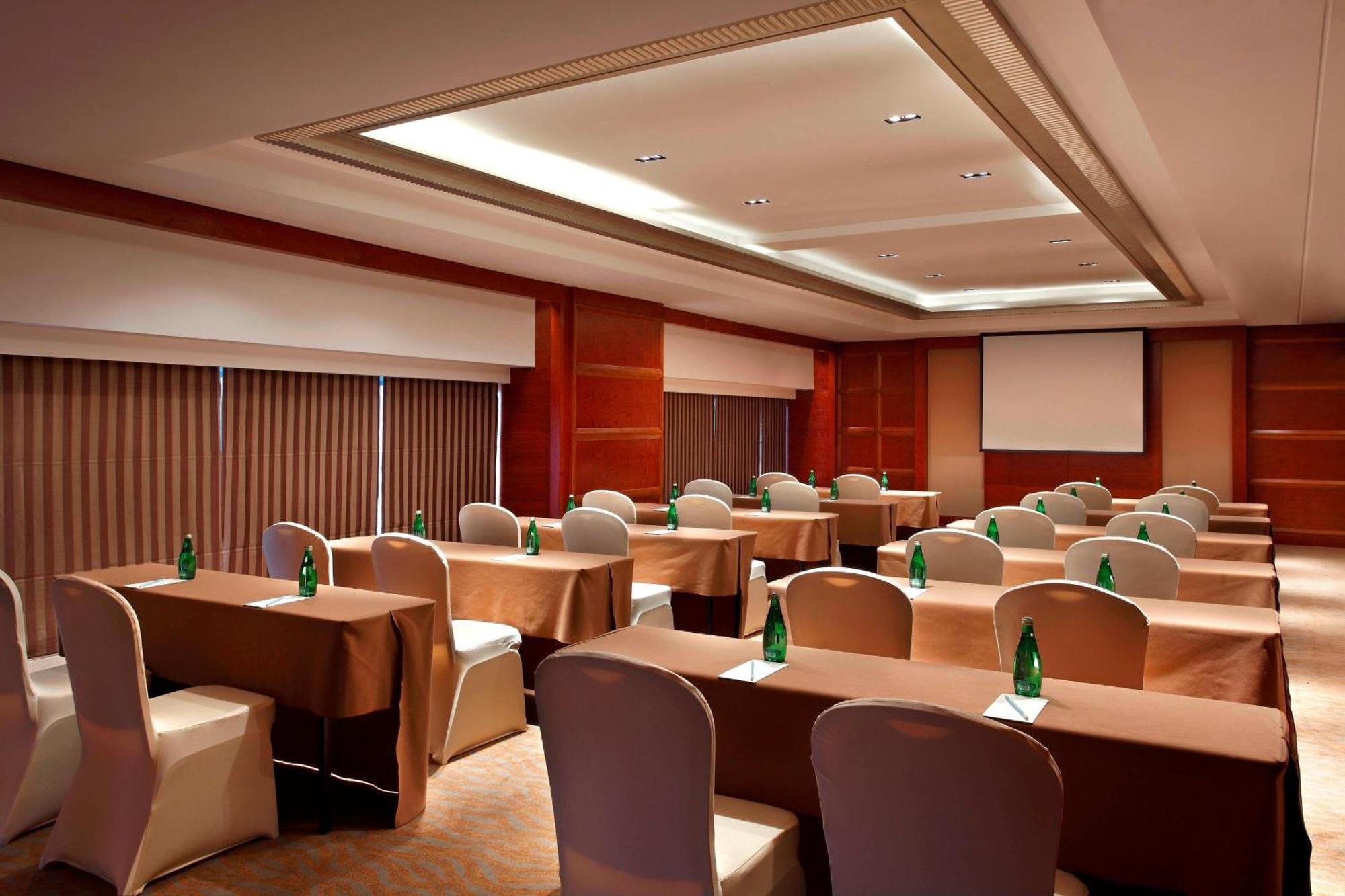 Sheraton Jinzhou Hotel Esterno foto